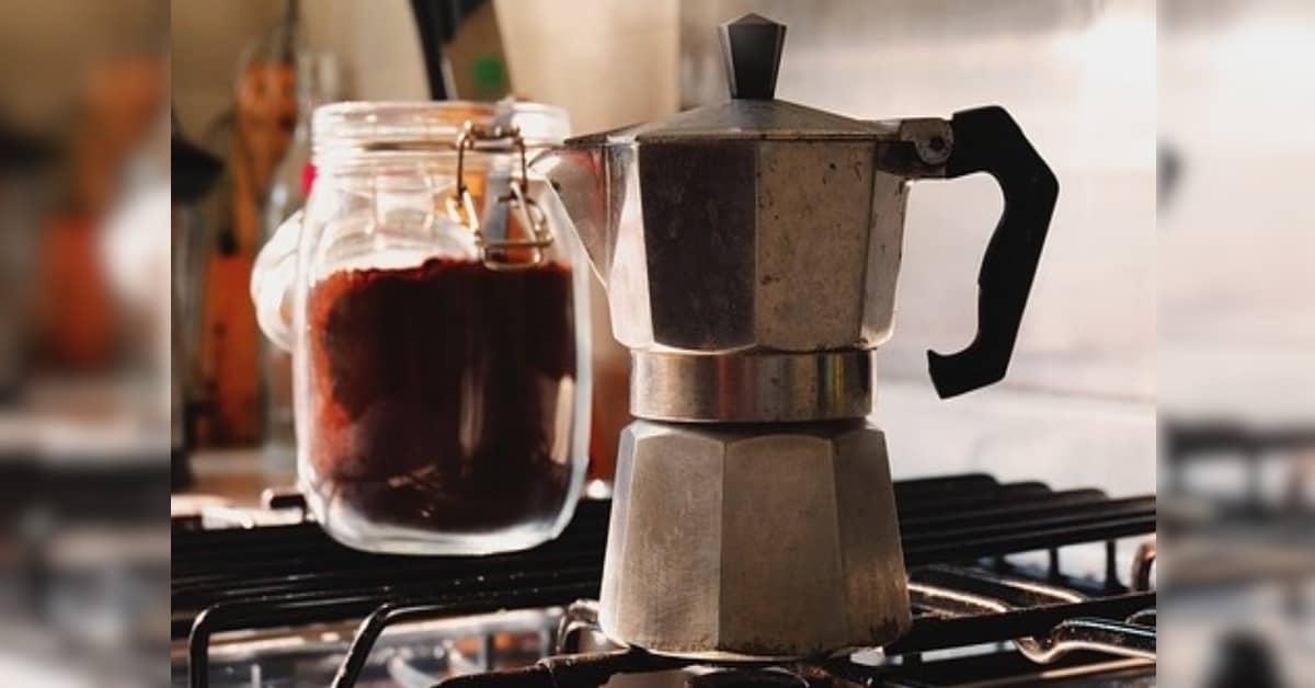 Caffè con la moka come al bar? Ecco i consigli da seguire per avere un caffé dal gusto intenso