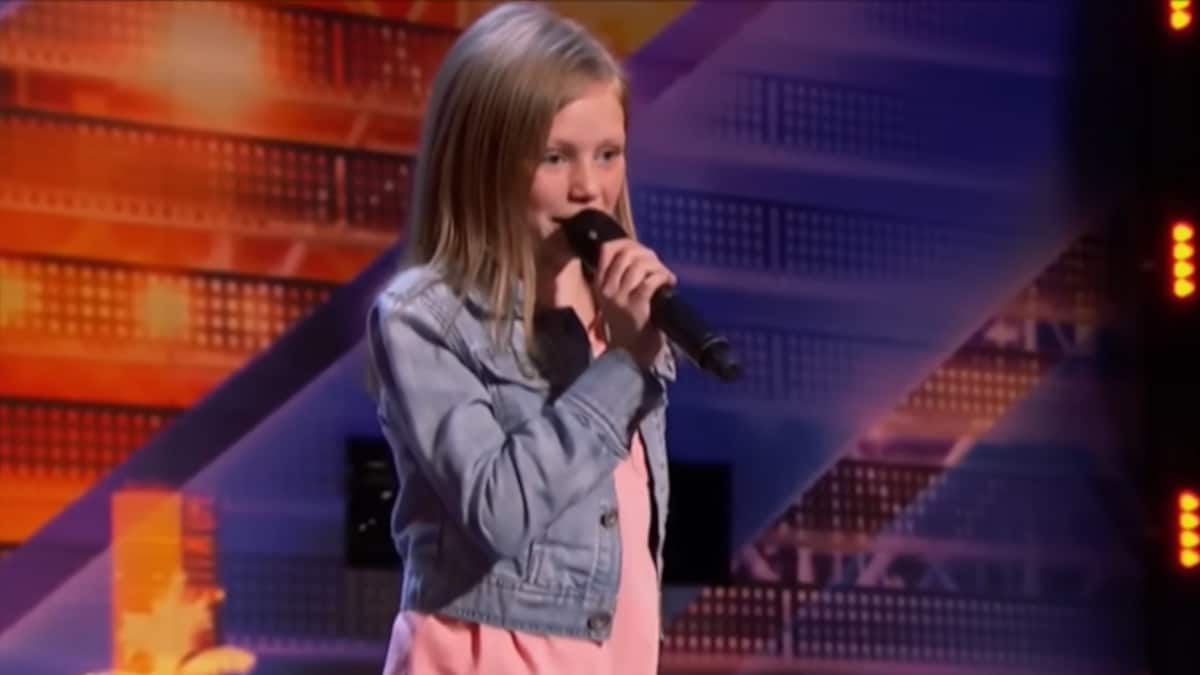 Simon Cowell interrompe esibizione di Ansley Burns