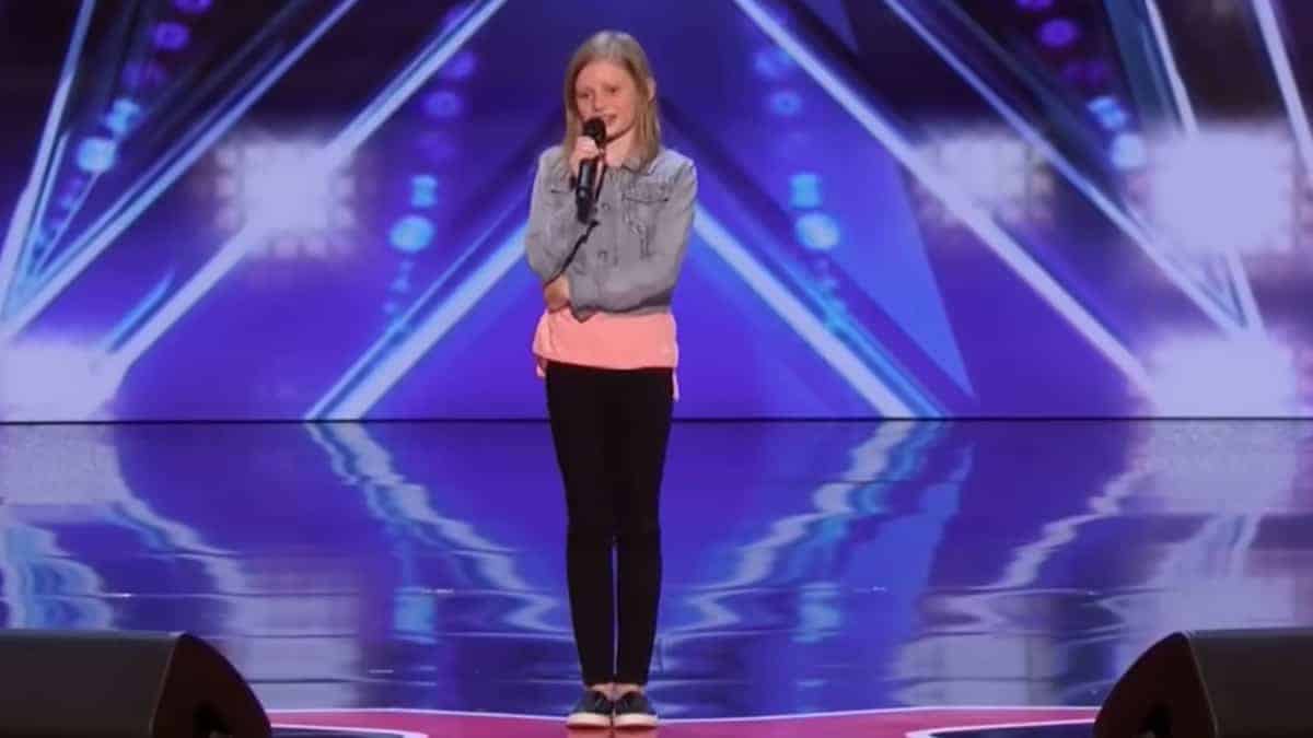 Simon Cowell interrompe esibizione di Ansley Burns