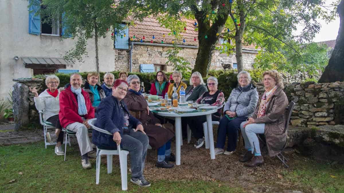dieci donne di Montauban vogliono vivere insieme per evitare la casa di riposo